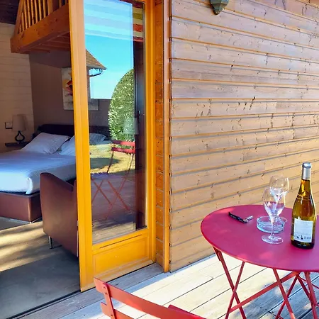 מלון Domaine De La Haie Des Granges Ménilles